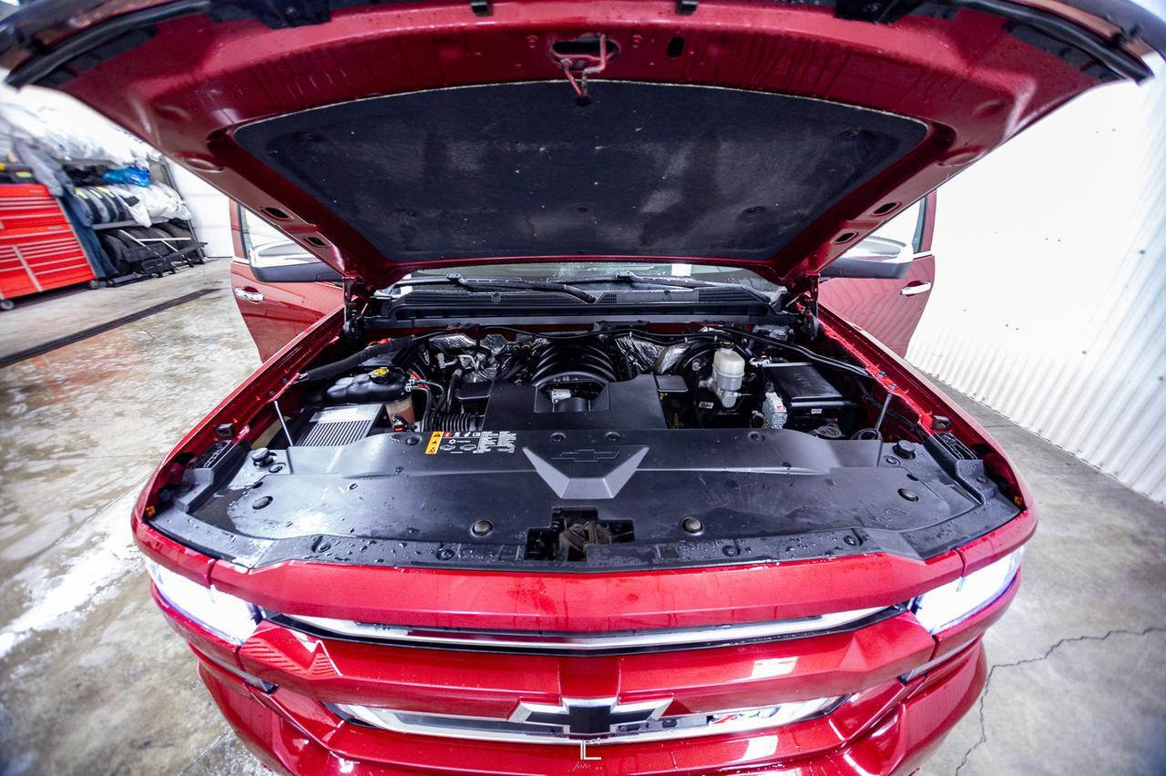 2018 Chevrolet Silverado 1500 4x4 Crew Cab LTZ Leather Roof Nav Red Deer AB