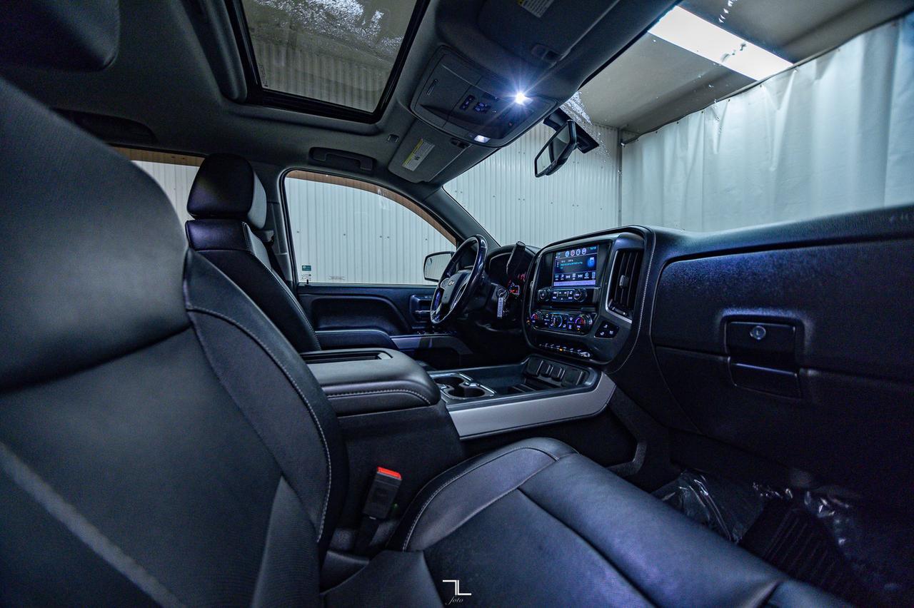 2018 Chevrolet Silverado 1500 4x4 Crew Cab LTZ Leather Roof Nav Red Deer AB