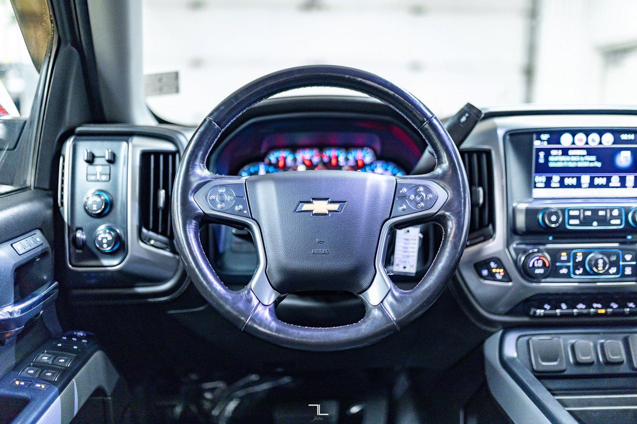 2018 Chevrolet Silverado 1500 4x4 Crew Cab LTZ Leather Roof Nav Red Deer AB