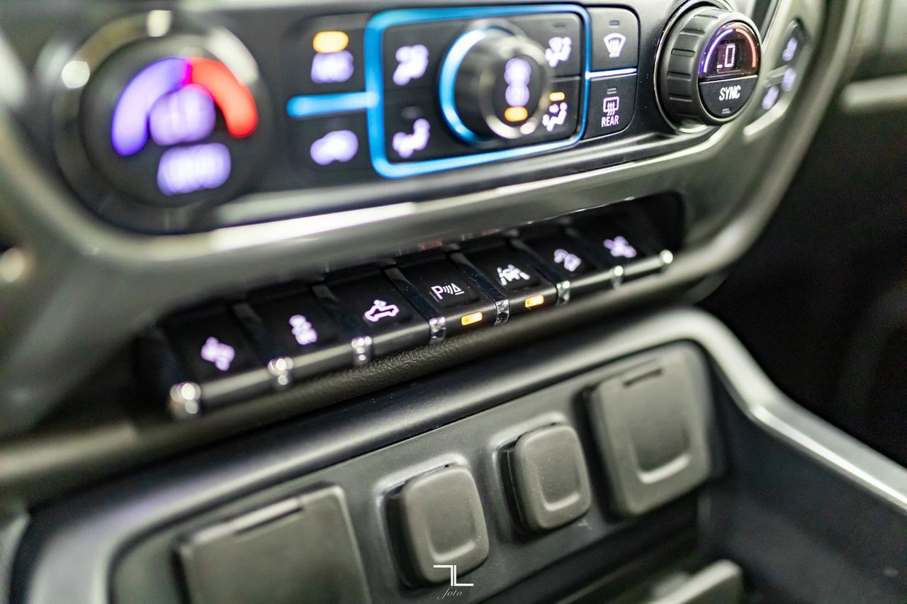 2018 Chevrolet Silverado 1500 4x4 Crew Cab LTZ Z71 100 Year Edition Leather Roof Nav Red Deer AB