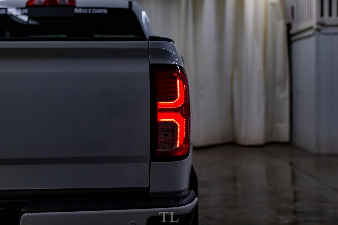 2018 Chevrolet Silverado 1500 4x4 Crew Cab LTZ Z71 4&quot; Lift Wheels Leather Roof Nav Red Deer AB