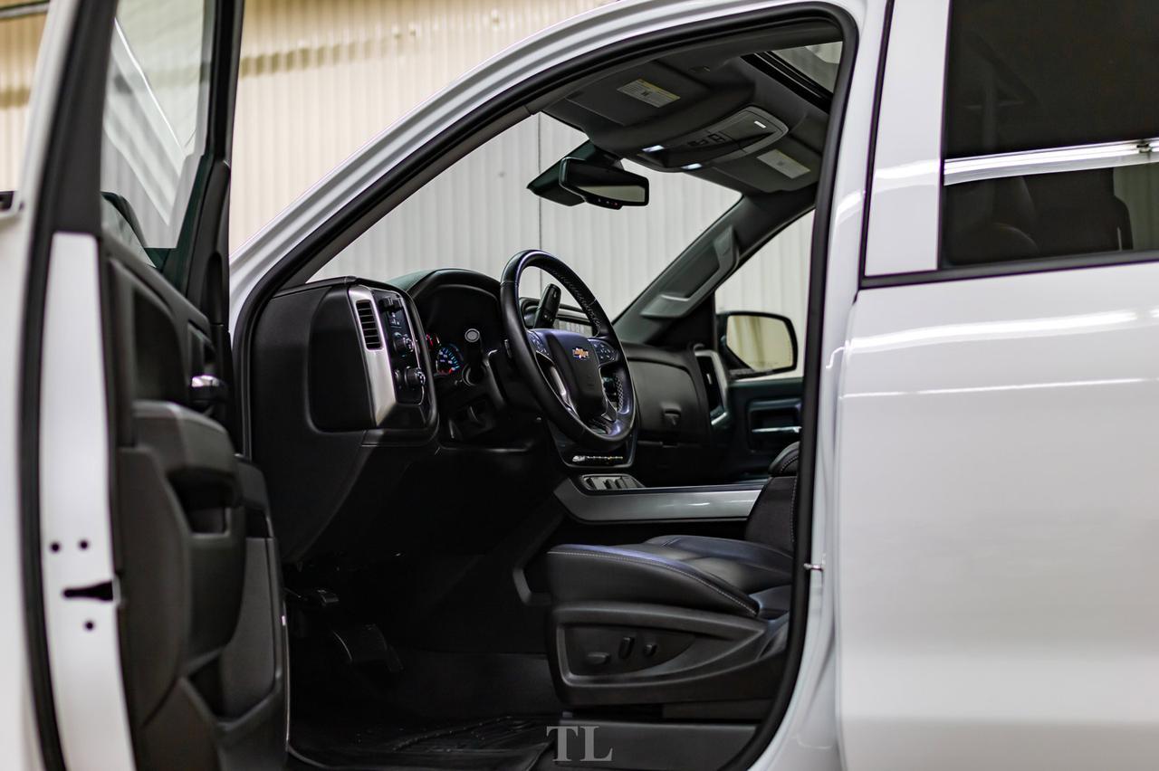 2018 Chevrolet Silverado 1500 4x4 Crew Cab LTZ Z71 4&quot; Lift Wheels Leather Roof Nav Red Deer AB