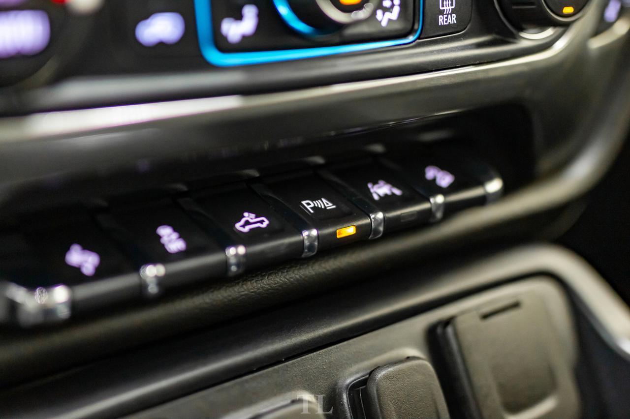 2018 Chevrolet Silverado 1500 4x4 Crew Cab LTZ Z71 4&quot; Lift Wheels Leather Roof Nav Red Deer AB