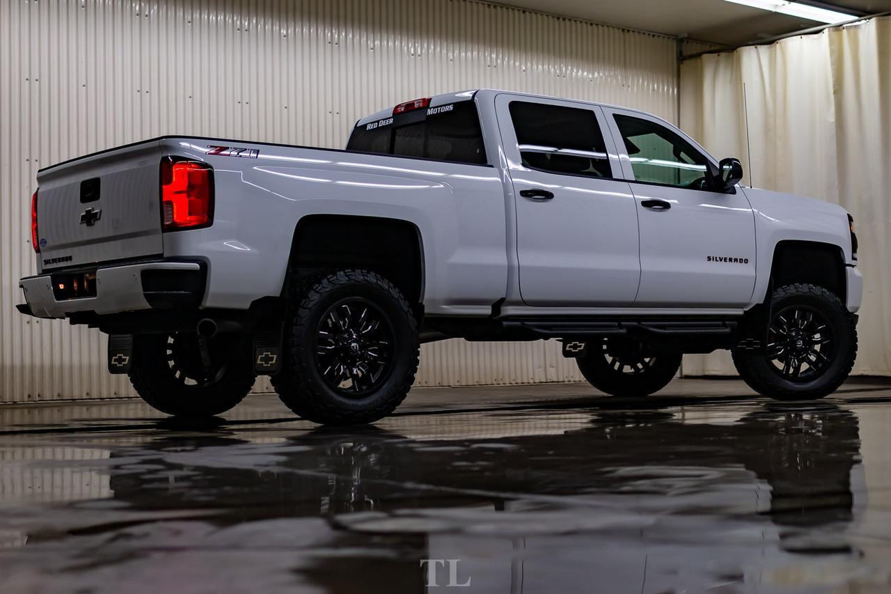 2018 Chevrolet Silverado 1500 4x4 Crew Cab LTZ Z71 4" Lift Wheels Leather Roof Nav Red Deer AB