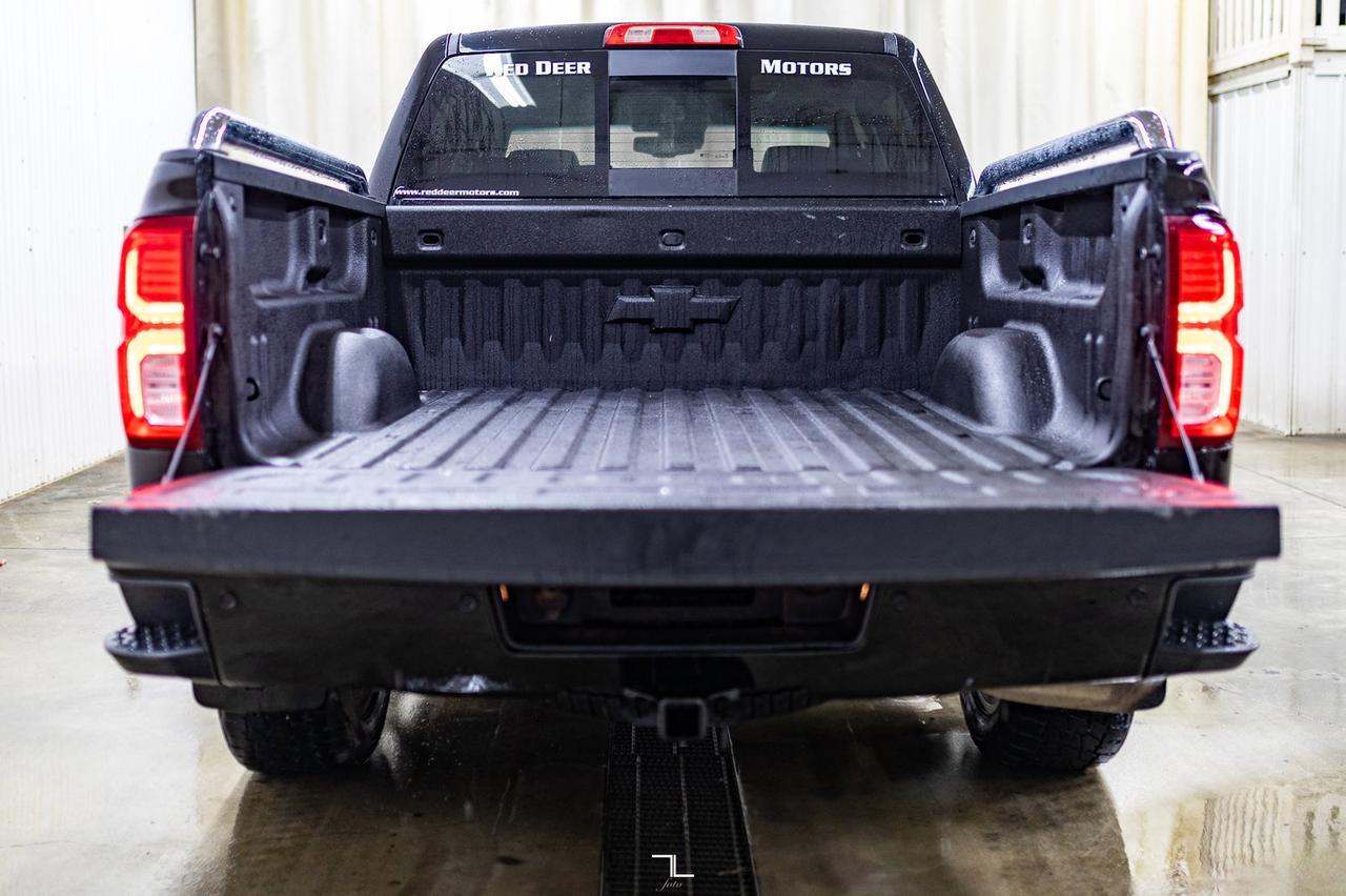 2018 Chevrolet Silverado 1500 4x4 Crew Cab LTZ Z71 GFX Leather Roof Red Deer AB