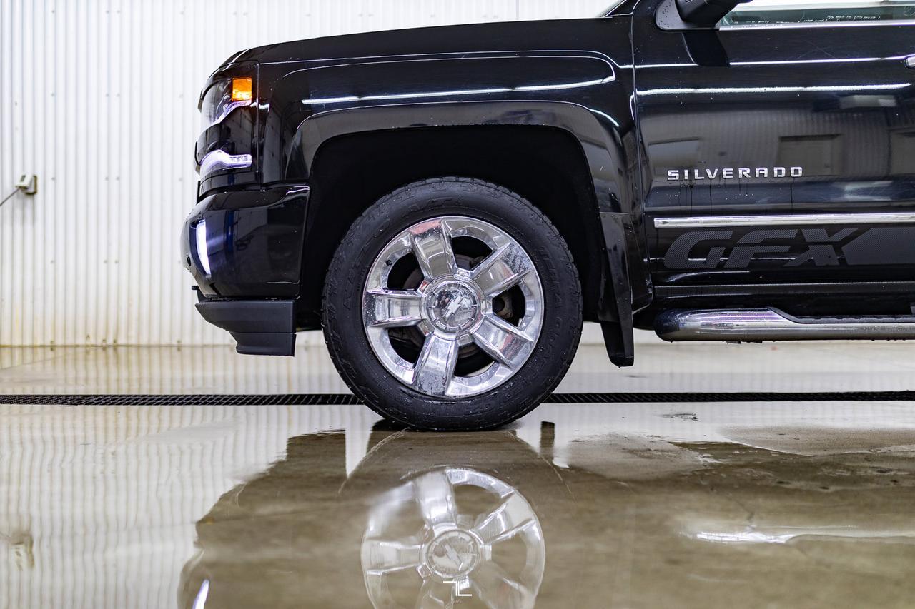 2018 Chevrolet Silverado 1500 4x4 Crew Cab LTZ Z71 GFX Leather Roof Red Deer AB