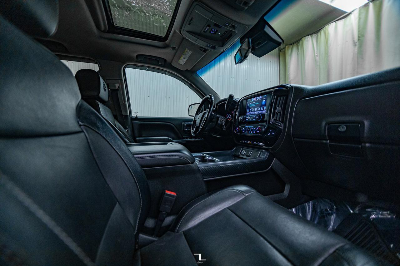 2018 Chevrolet Silverado 1500 4x4 Crew Cab LTZ Z71 GFX Leather Roof Red Deer AB