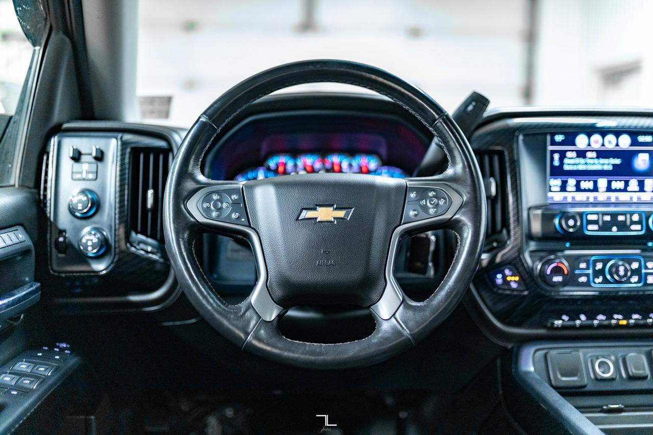 2018 Chevrolet Silverado 1500 4x4 Crew Cab LTZ Z71 GFX Leather Roof Red Deer AB