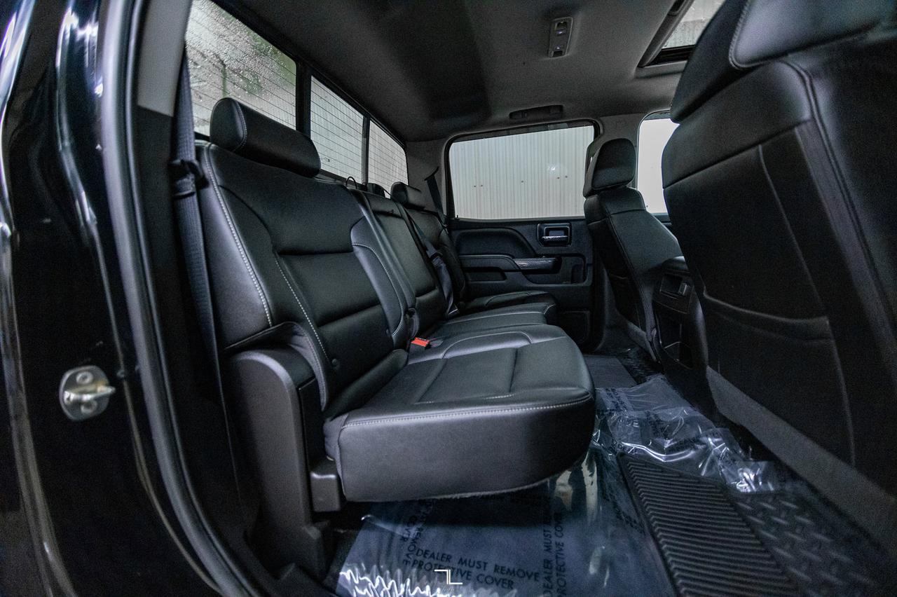 2018 Chevrolet Silverado 1500 4x4 Crew Cab LTZ Z71 GFX Leather Roof Red Deer AB