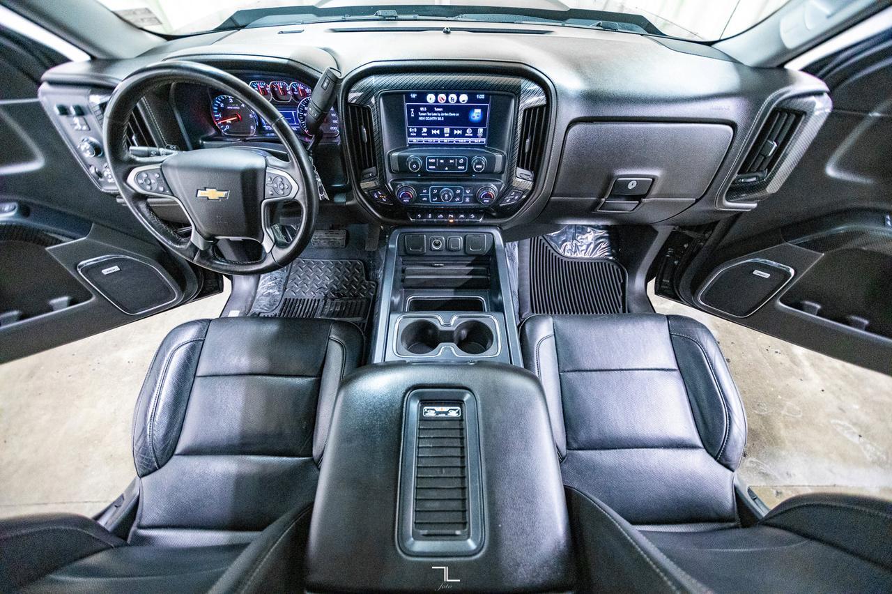 2018 Chevrolet Silverado 1500 4x4 Crew Cab LTZ Z71 GFX Leather Roof Red Deer AB