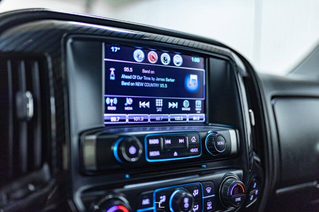 2018 Chevrolet Silverado 1500 4x4 Crew Cab LTZ Z71 GFX Leather Roof Red Deer AB