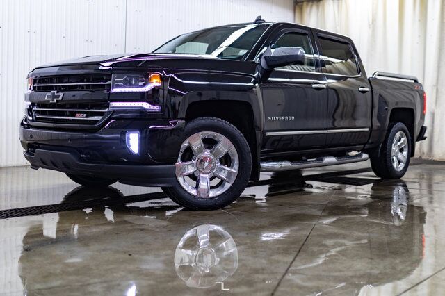 2018 Chevrolet Silverado 1500 4x4 Crew Cab LTZ Z71 GFX Leather Roof Red Deer AB