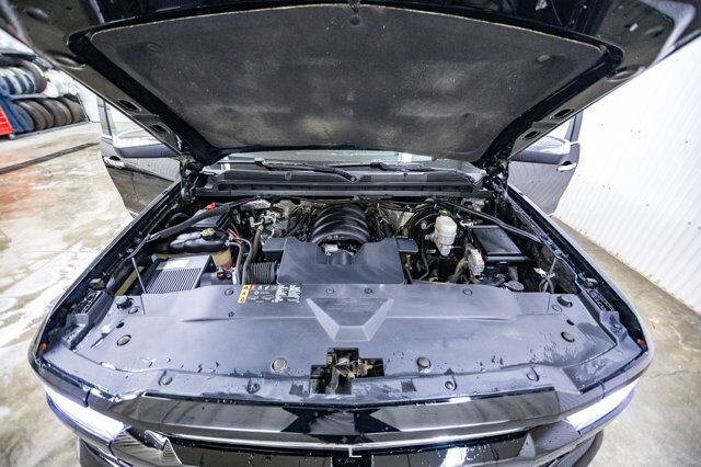 2018 Chevrolet Silverado 1500 4x4 Crew Cab LTZ Z71 GFX Leather Roof Red Deer AB