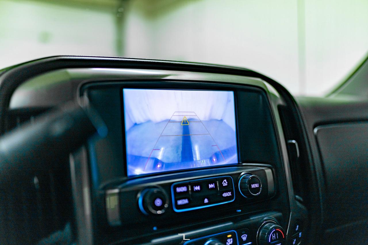 2018 Chevrolet Silverado 1500 4x4 Crew Cab LTZ Z71 Leather Roof BCam Red Deer AB