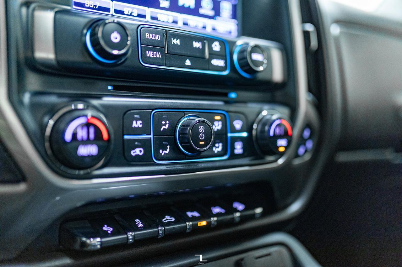 2018 Chevrolet Silverado 1500 4x4 Crew Cab LTZ Z71 Leather Roof BCam Red Deer AB