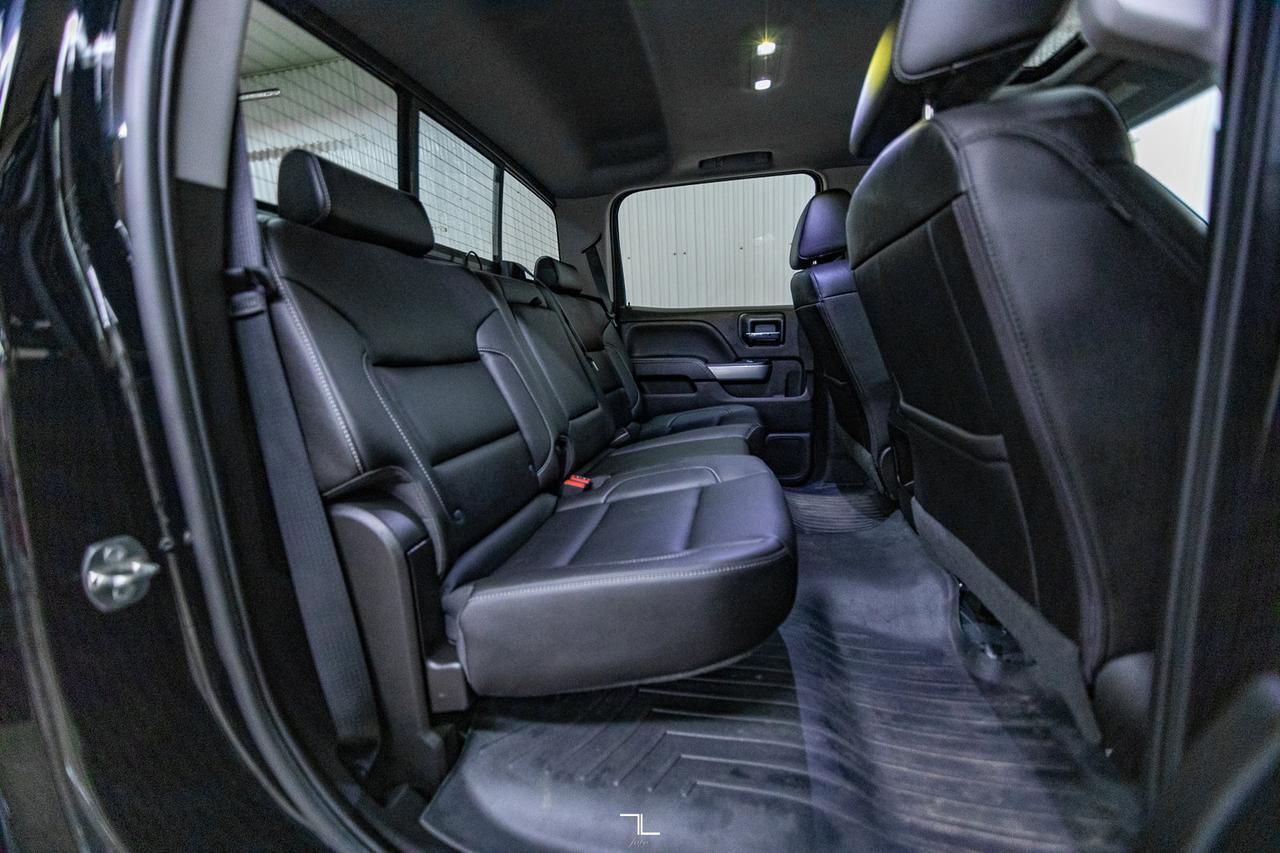 2018 Chevrolet Silverado 1500 4x4 Crew Cab LTZ Z71 Leather Roof BCam Red Deer AB