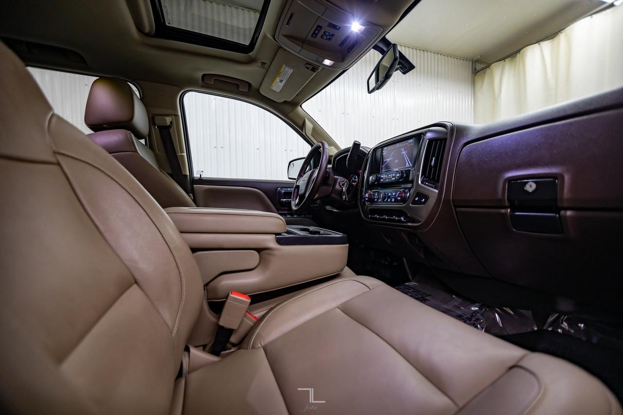 2018 Chevrolet Silverado 1500 4x4 Crew Cab LTZ  Z71 Leather Roof Nav 22" Wheels Red Deer AB