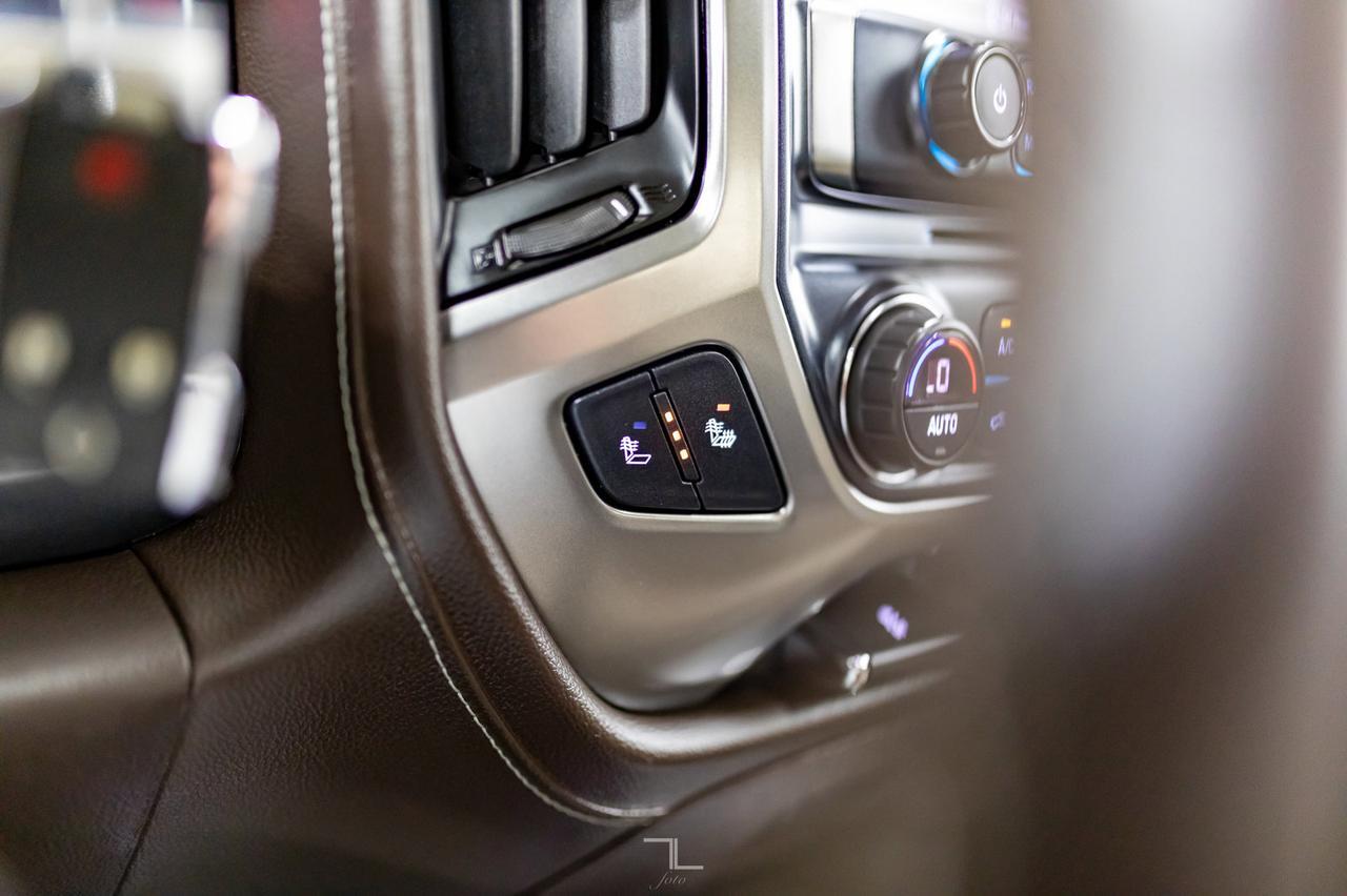 2018 Chevrolet Silverado 1500 4x4 Crew Cab LTZ  Z71 Leather Roof Nav 22" Wheels Red Deer AB