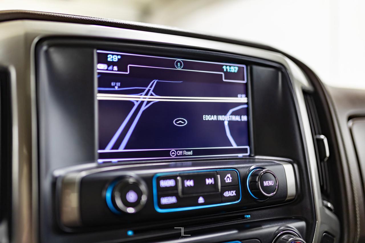 2018 Chevrolet Silverado 1500 4x4 Crew Cab LTZ  Z71 Leather Roof Nav 22" Wheels Red Deer AB