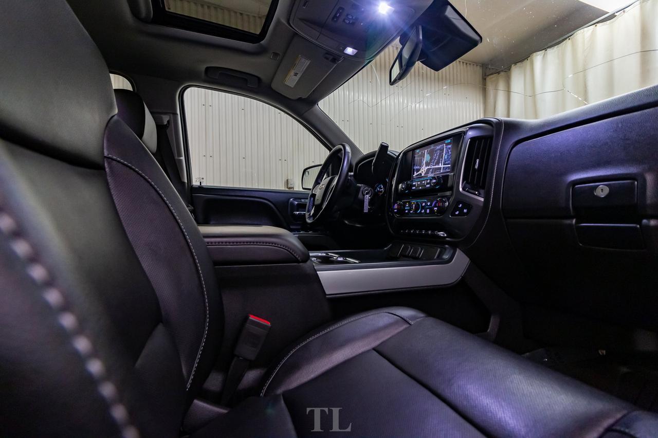 2018 Chevrolet Silverado 1500 4x4 Crew Cab LTZ Z71 Leather Roof Nav BCam Red Deer AB