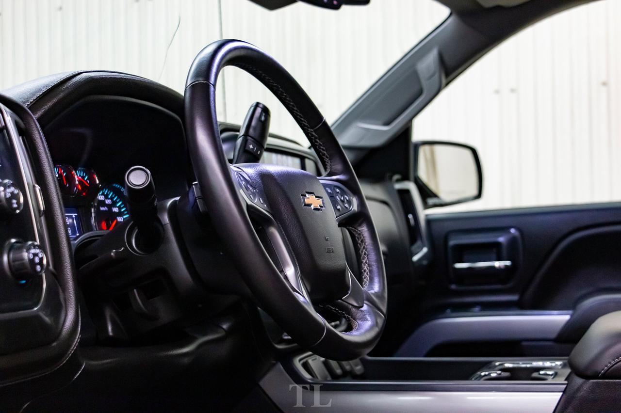 2018 Chevrolet Silverado 1500 4x4 Crew Cab LTZ Z71 Leather Roof Nav BCam Red Deer AB