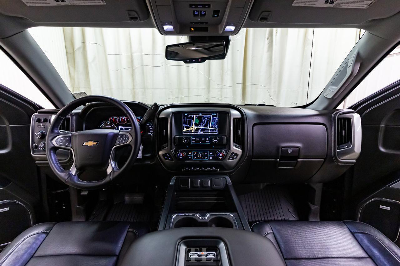 2018 Chevrolet Silverado 1500 4x4 Crew Cab LTZ Z71 Leather Roof Nav BCam Red Deer AB