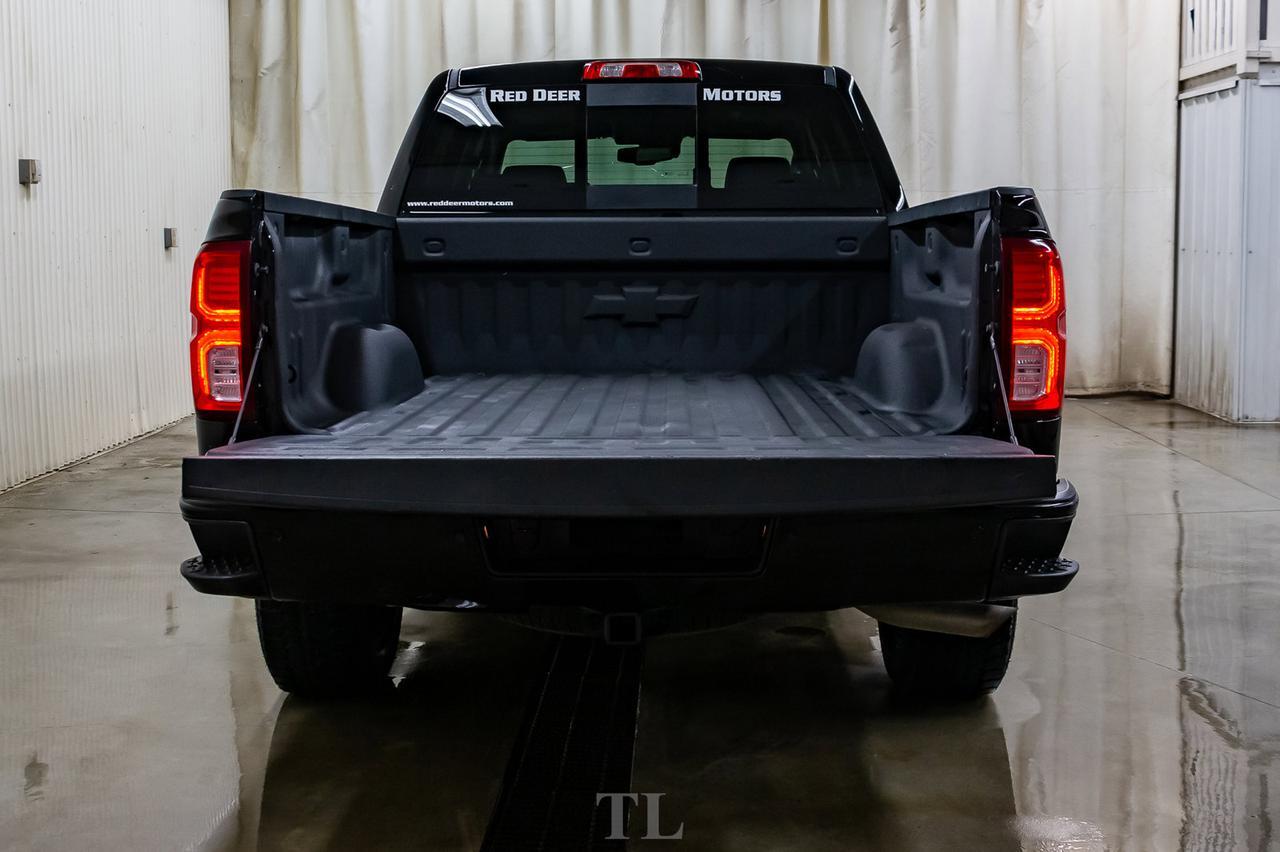 2018 Chevrolet Silverado 1500 4x4 Crew Cab LTZ Z71 Leather Roof Nav BCam Red Deer AB