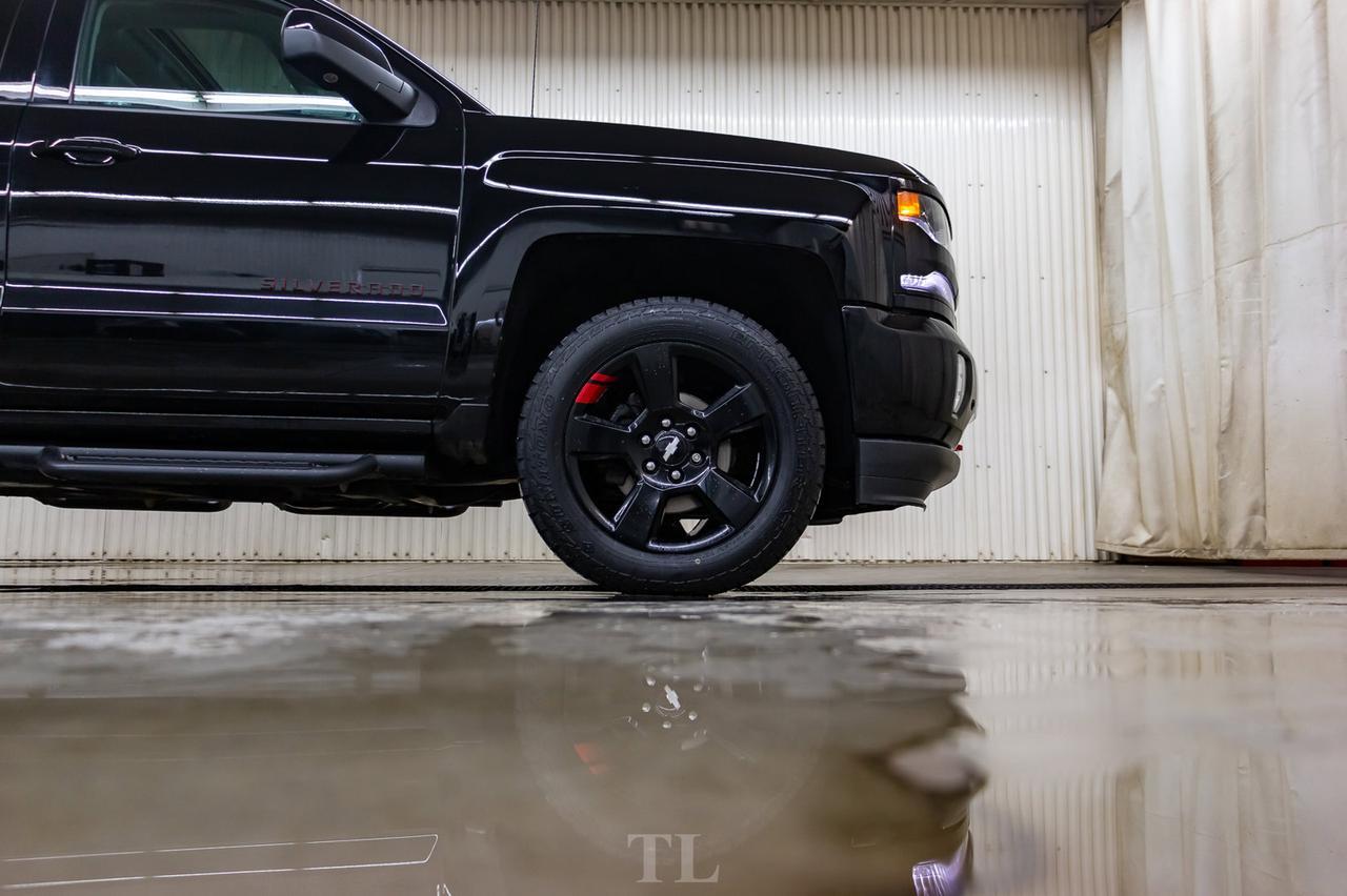 2018 Chevrolet Silverado 1500 4x4 Crew Cab LTZ Z71 Leather Roof Nav BCam Red Deer AB