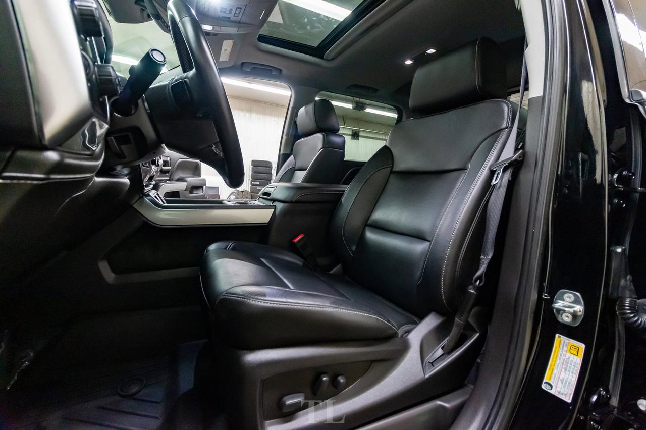 2018 Chevrolet Silverado 1500 4x4 Crew Cab LTZ Z71 Leather Roof Nav BCam Red Deer AB