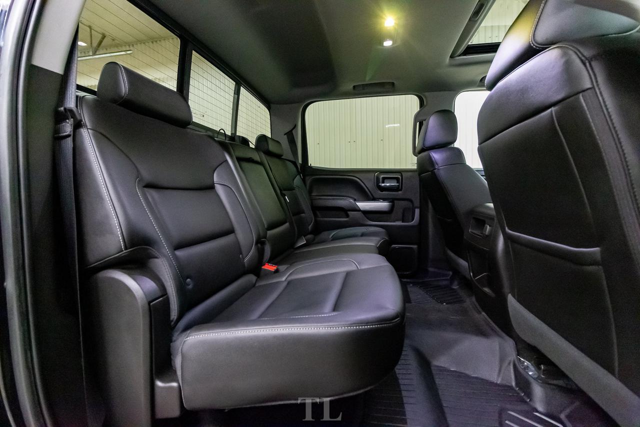 2018 Chevrolet Silverado 1500 4x4 Crew Cab LTZ Z71 Leather Roof Nav BCam Red Deer AB