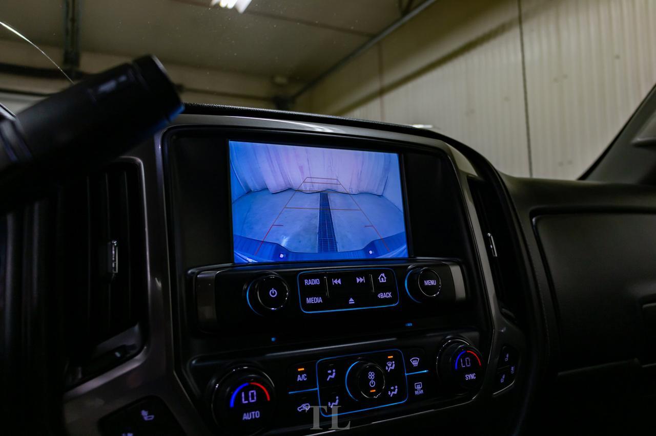 2018 Chevrolet Silverado 1500 4x4 Crew Cab LTZ Z71 Leather Roof Nav BCam Red Deer AB