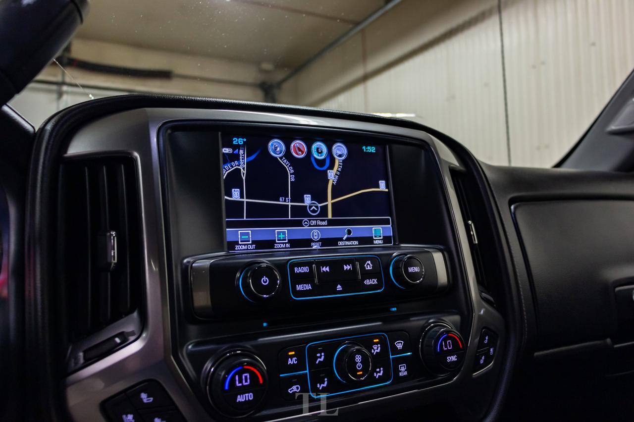 2018 Chevrolet Silverado 1500 4x4 Crew Cab LTZ Z71 Leather Roof Nav BCam Red Deer AB