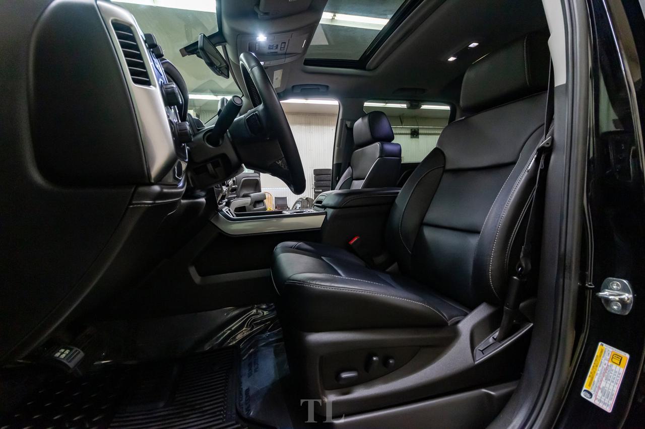 2018 Chevrolet Silverado 1500 4x4 Crew Cab LTZ Z71 Leather Roof Nav BCam Red Deer AB