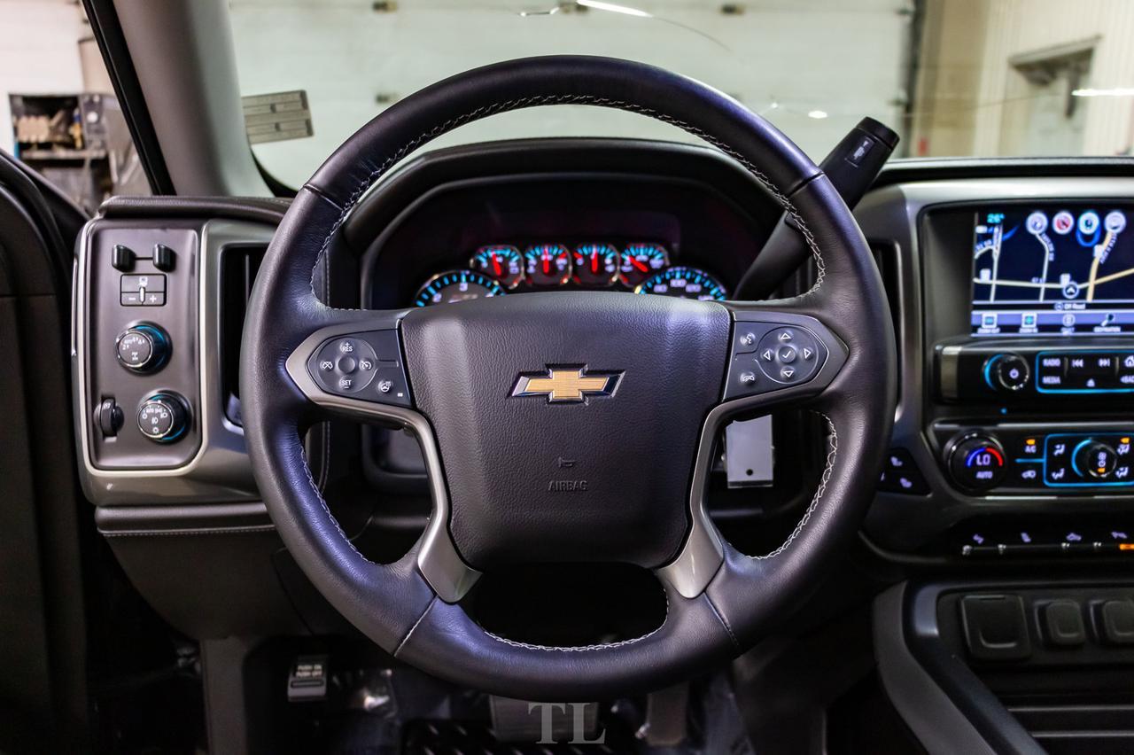 2018 Chevrolet Silverado 1500 4x4 Crew Cab LTZ Z71 Leather Roof Nav BCam Red Deer AB