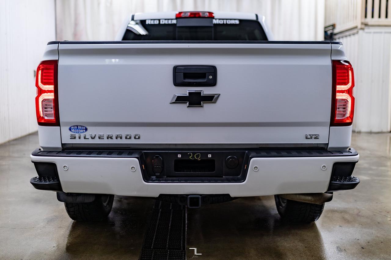 2018 Chevrolet Silverado 1500 4x4 Crew Cab LTZ Z71 Leather Roof Nav BCam Red Deer AB