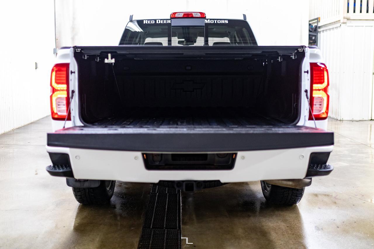 2018 Chevrolet Silverado 1500 4x4 Crew Cab LTZ Z71 Leather Roof Nav BCam Red Deer AB