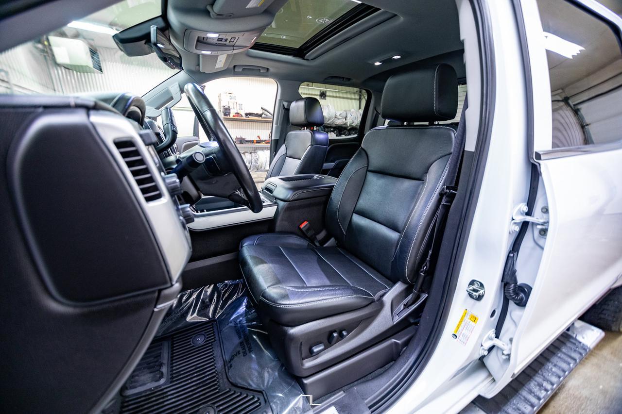 2018 Chevrolet Silverado 1500 4x4 Crew Cab LTZ Z71 Leather Roof Nav BCam Red Deer AB