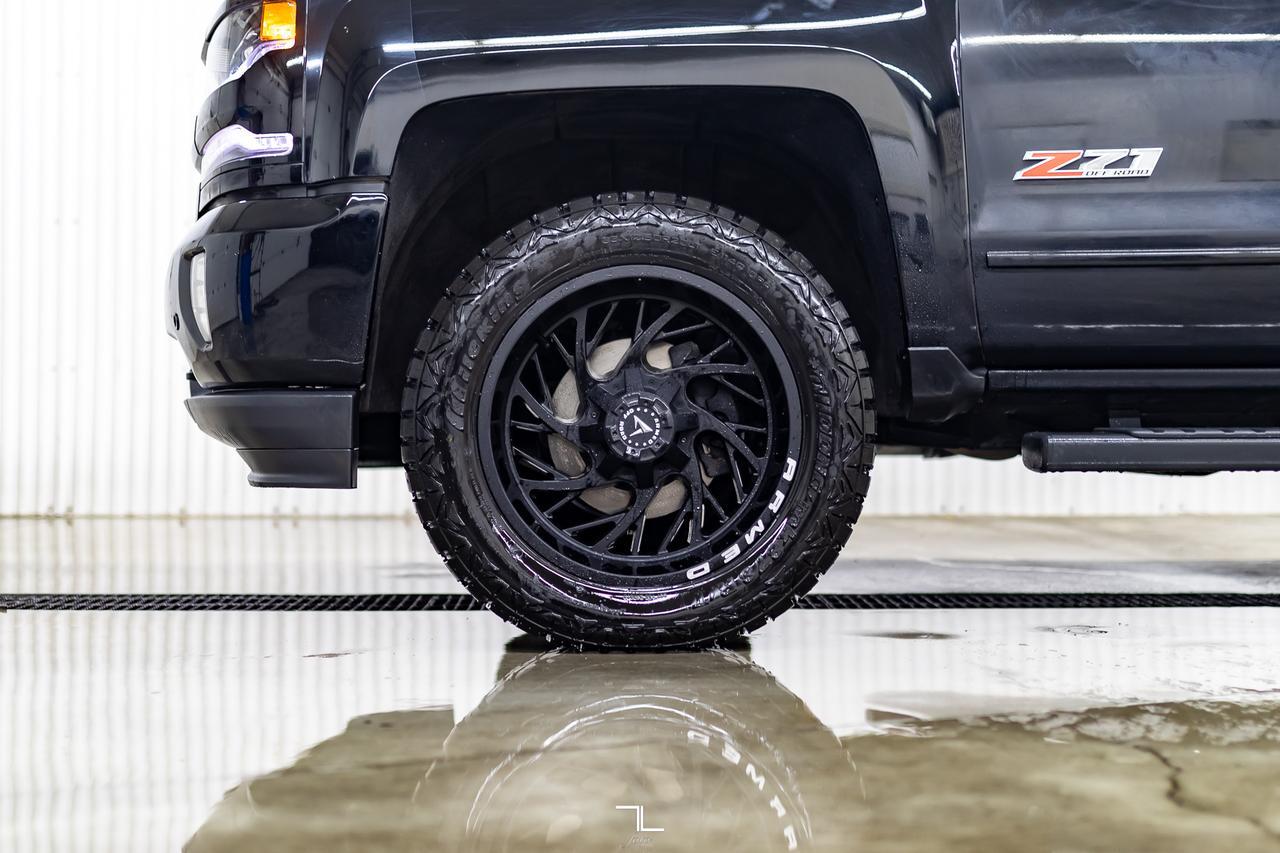 2018 Chevrolet Silverado 1500 4x4 Crew Cab LTZ Z71 Leather Roof Nav Red Deer AB