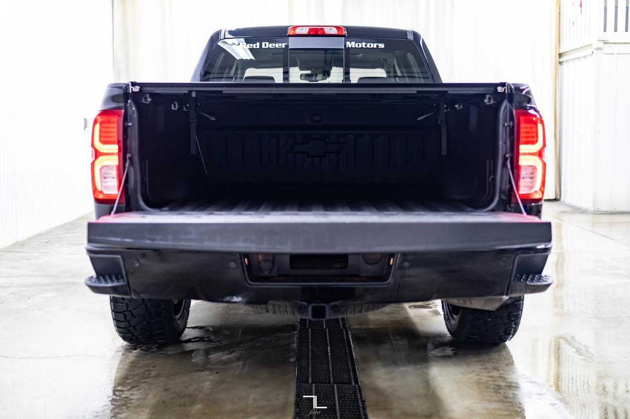2018 Chevrolet Silverado 1500 4x4 Crew Cab LTZ Z71 Leather Roof Nav Red Deer AB