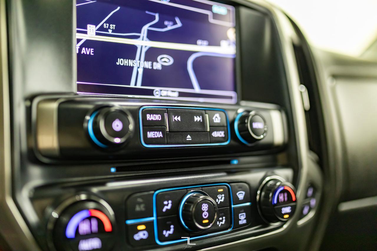 2018 Chevrolet Silverado 1500 4x4 Crew Cab LTZ Z71 Leather Roof Nav Red Deer AB