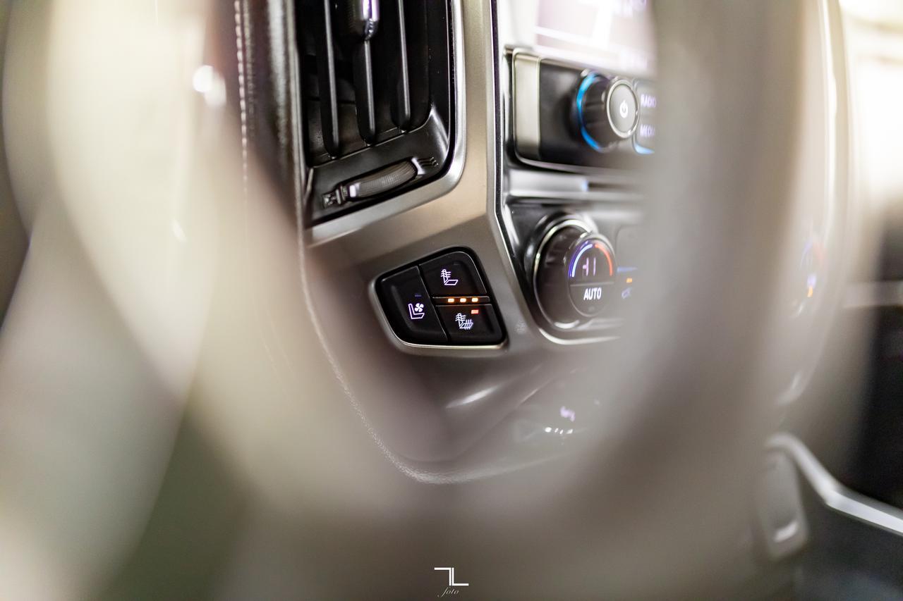 2018 Chevrolet Silverado 1500 4x4 Crew Cab LTZ Z71 Leather Roof Nav Red Deer AB