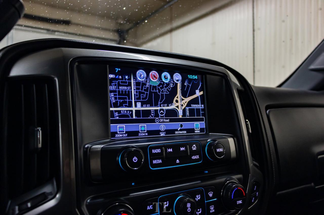 2018 Chevrolet Silverado 1500 4x4 Crew Cab LTZ Z71 Leather Roof Nav Red Deer AB