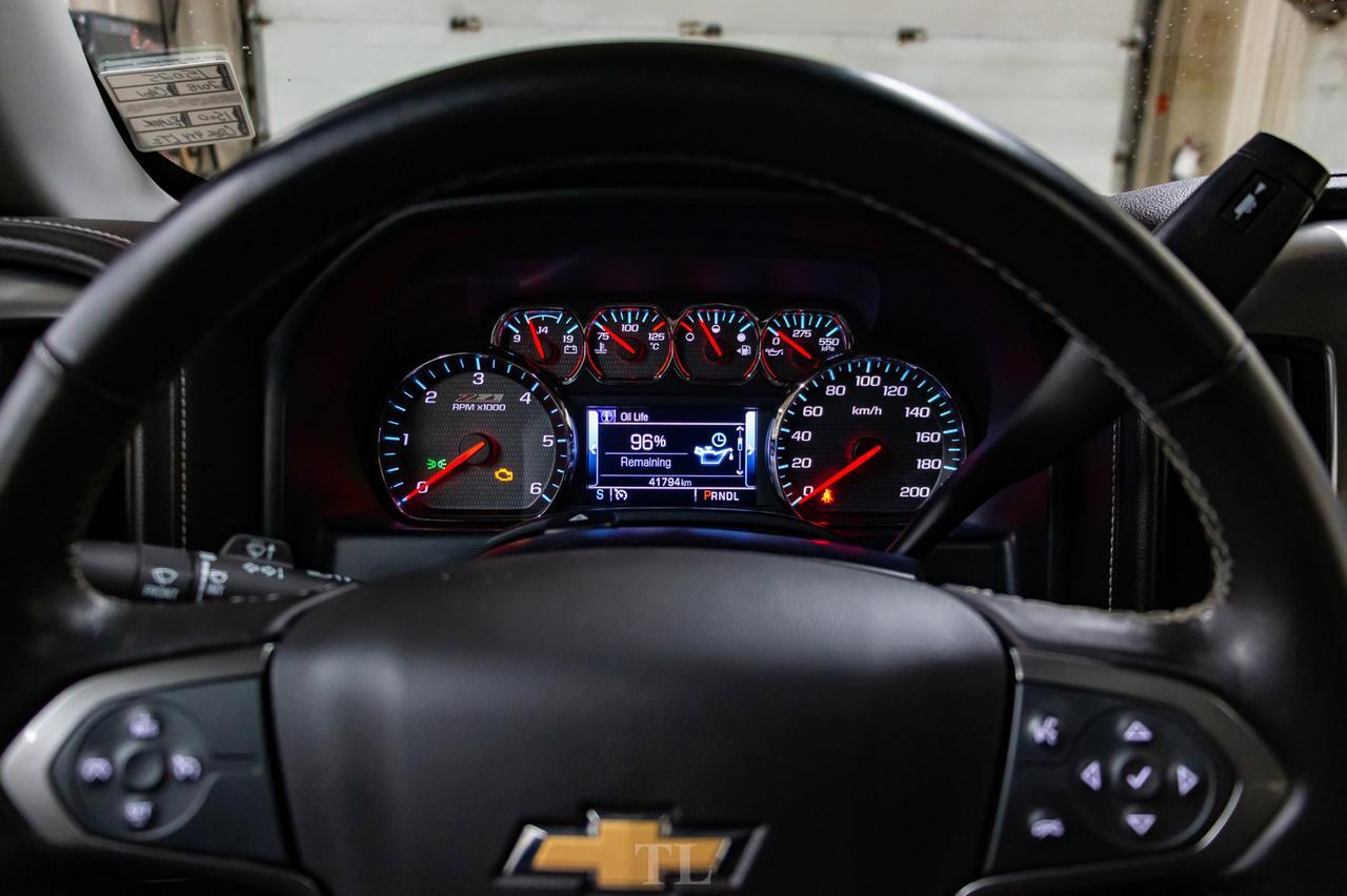2018 Chevrolet Silverado 1500 4x4 Crew Cab LTZ Z71 Leather Roof Nav Red Deer AB