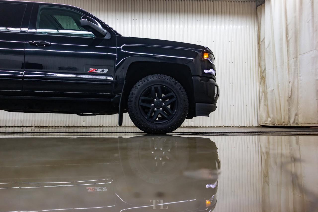 2018 Chevrolet Silverado 1500 4x4 Crew Cab LTZ Z71 Leather Roof Nav Red Deer AB
