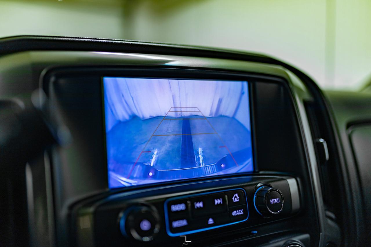 2018 Chevrolet Silverado 1500 4x4 Crew Cab LTZ Z71 Leather Roof Nav Red Deer AB