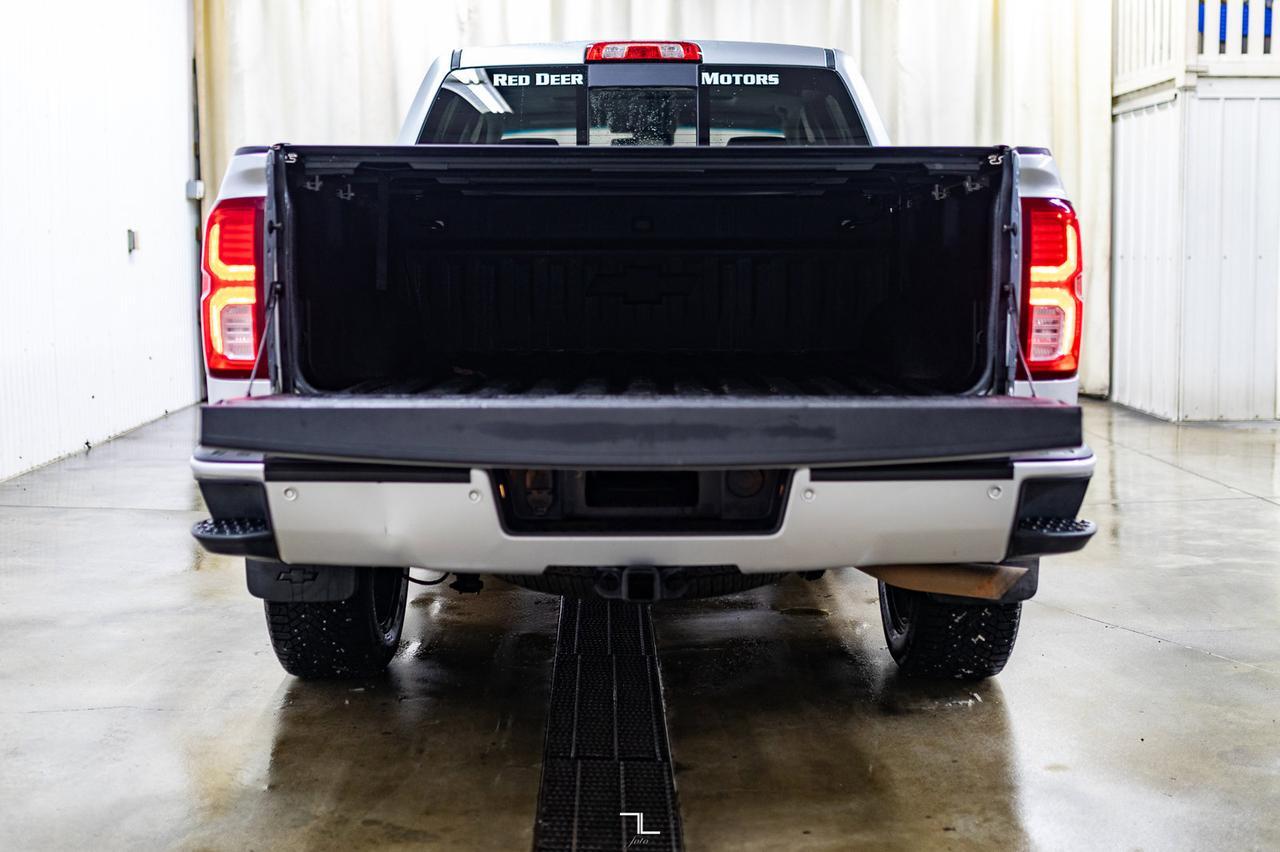 2018 Chevrolet Silverado 1500 4x4 Crew Cab LTZ Z71 Leather Roof Nav Red Deer AB