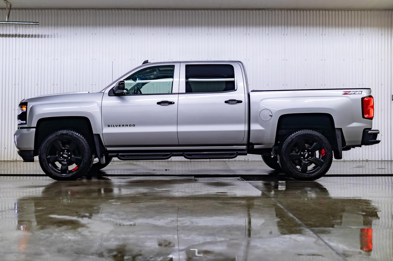 2018 Chevrolet Silverado 1500 4x4 Crew Cab LTZ Z71 Leather Roof Nav Red Deer AB