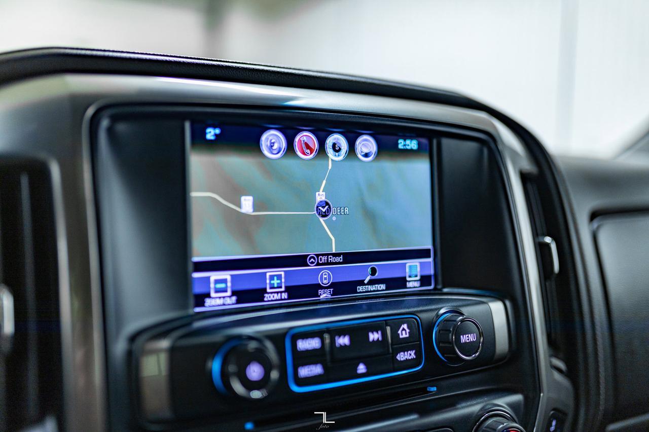 2018 Chevrolet Silverado 1500 4x4 Crew Cab LTZ Z71 Leather Roof Nav Red Deer AB