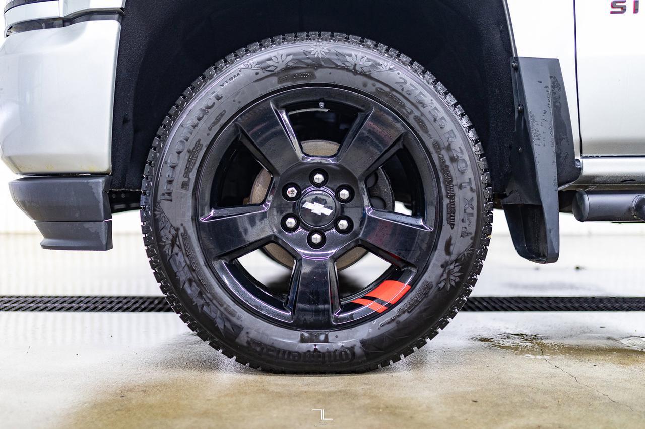 2018 Chevrolet Silverado 1500 4x4 Crew Cab LTZ Z71 Leather Roof Nav Red Deer AB