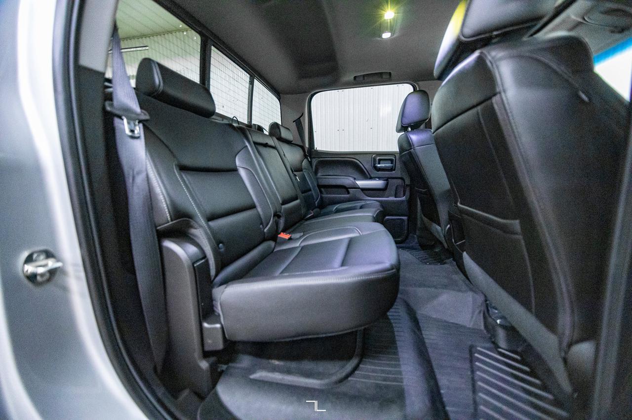 2018 Chevrolet Silverado 1500 4x4 Crew Cab LTZ Z71 Leather Roof Nav Red Deer AB